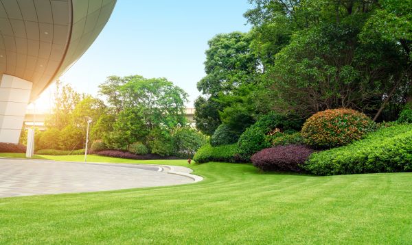 Cost of Business Groundskeeping in Bremerton